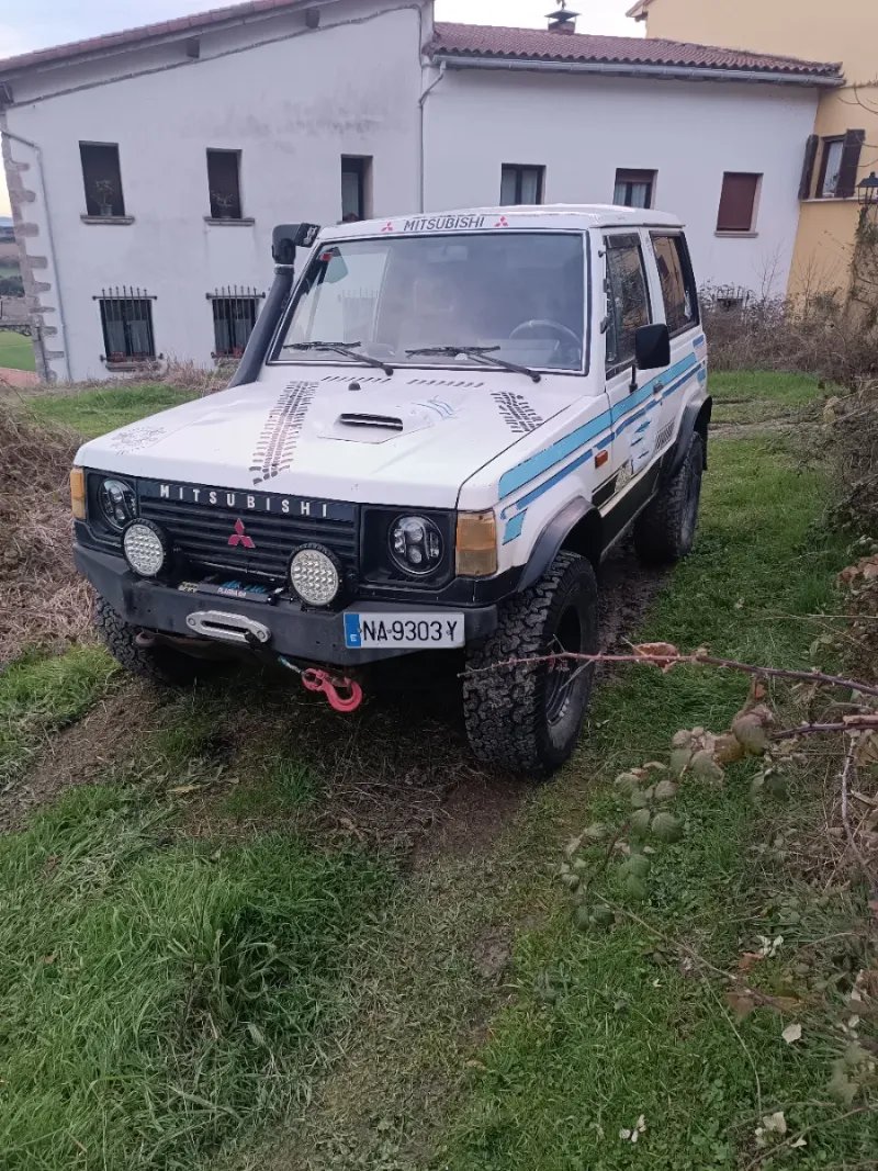 Mitsubishi Montero 1985