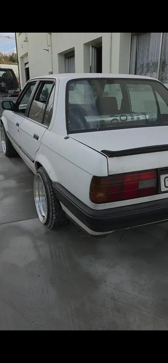 BMW e30 324TD