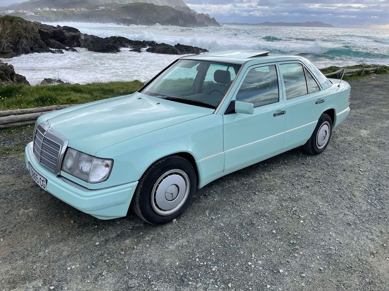 Mercedes-Benz Clase E 1990