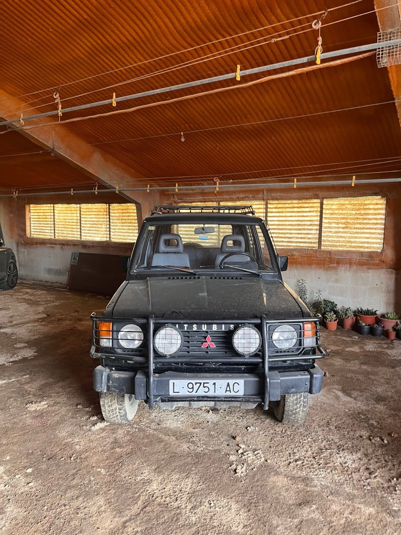 Mitsubishi Pajero 1989