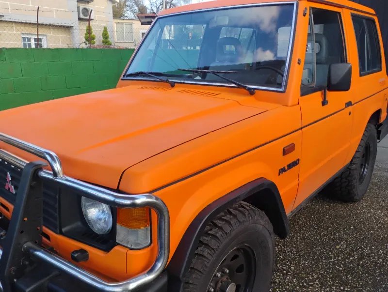 Mitsubishi Pajero 1988