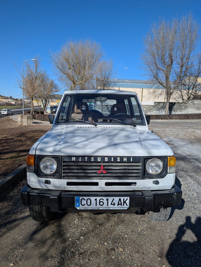 Mitsubishi Pajero  1985