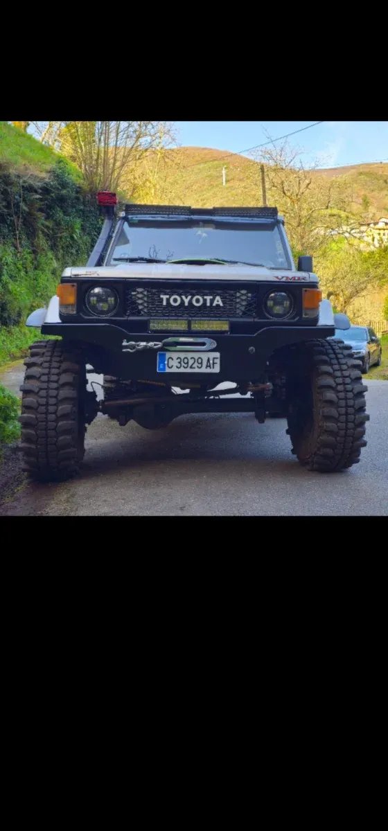 Toyota lannd cruiser 70