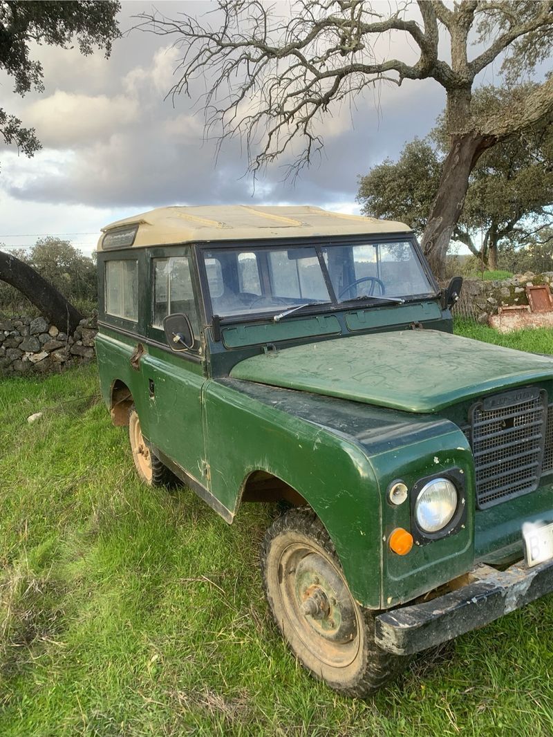 Land Rover 88 1987