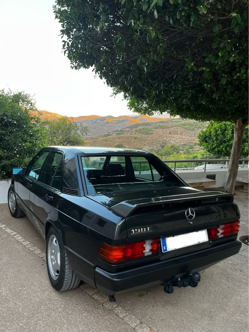 Mercedes-Benz 190 1988