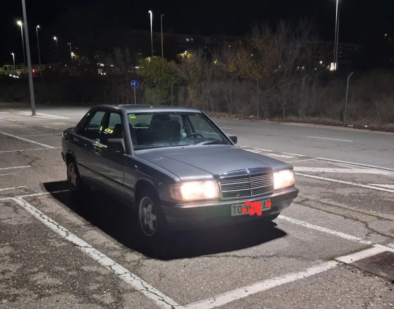 Mercedes-Benz 190 1988