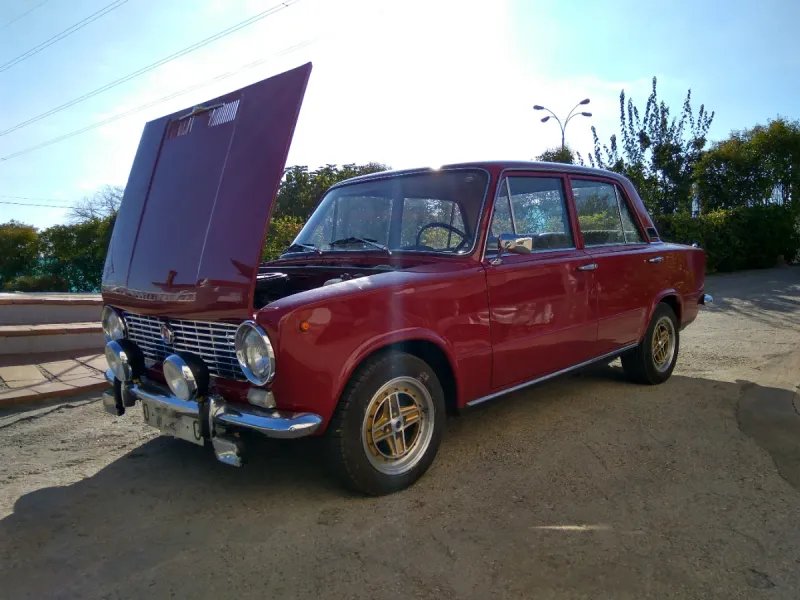 SEAT 124