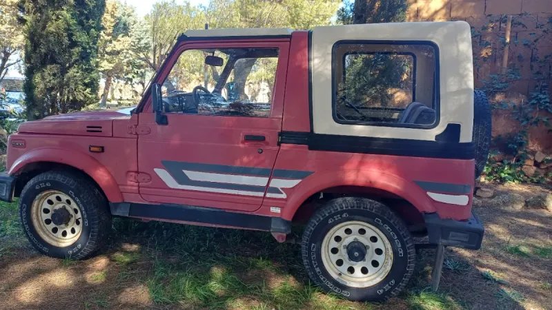 Suzuki Samurai 1990