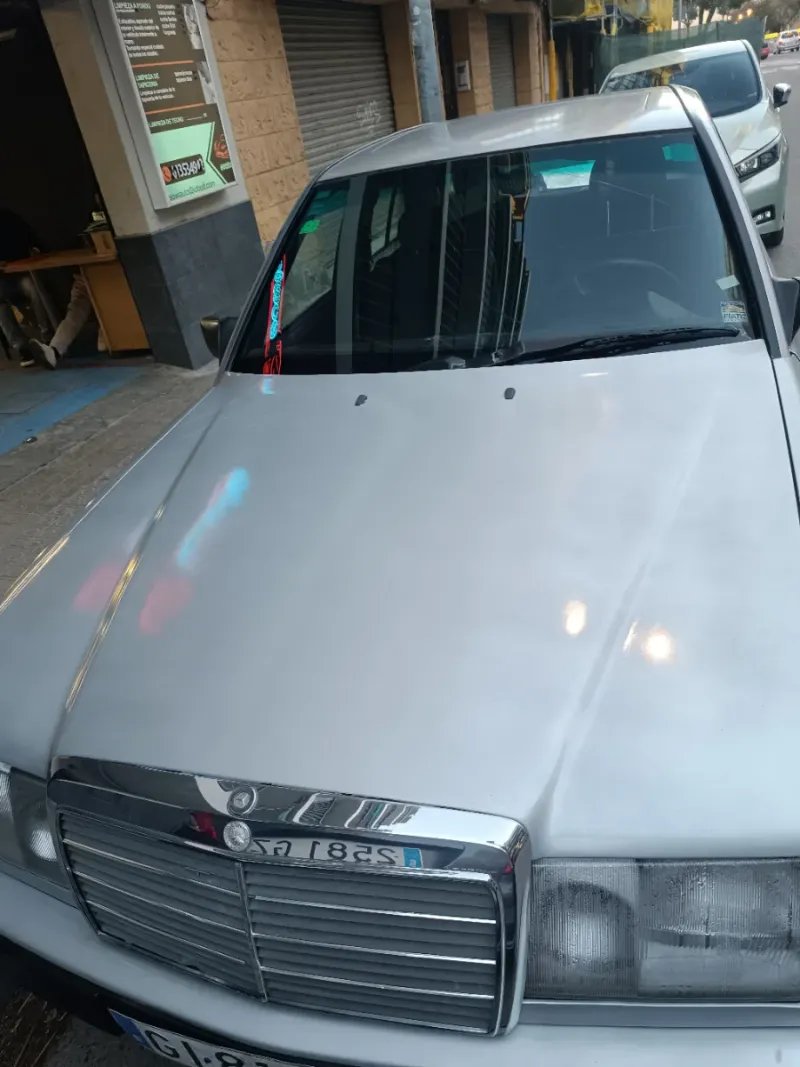 Mercedes-Benz mercedes 250 w124 1985