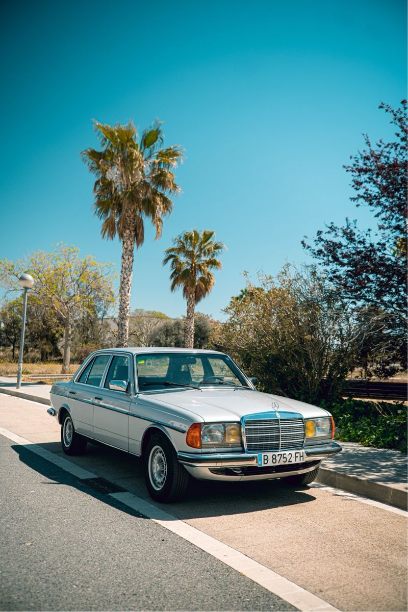 Mercedes-Benz 280e E280 1982