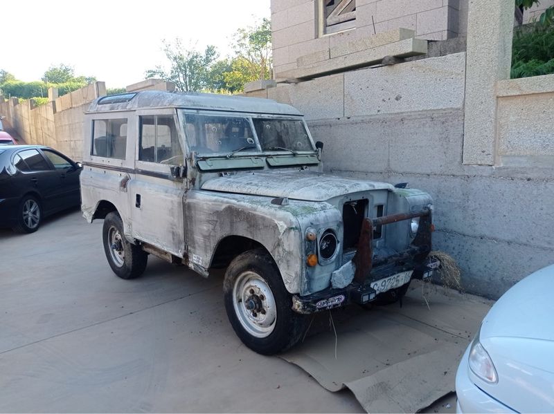 Land Rover Santana 88 1979