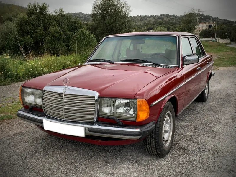 MERCEDES-BENZ W123 280E (AUTOMÁTICO)