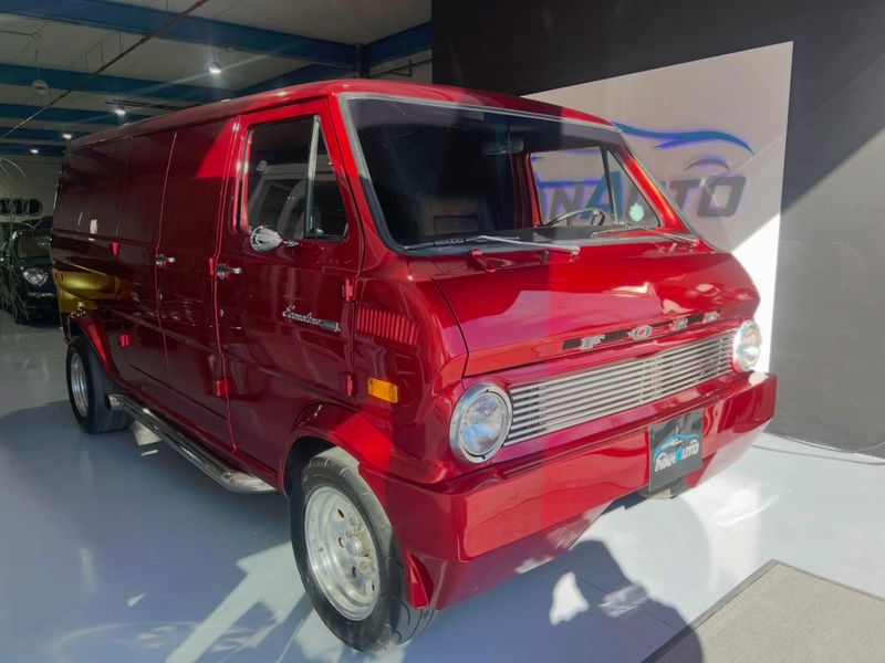 Ford Econoline 300 clásica