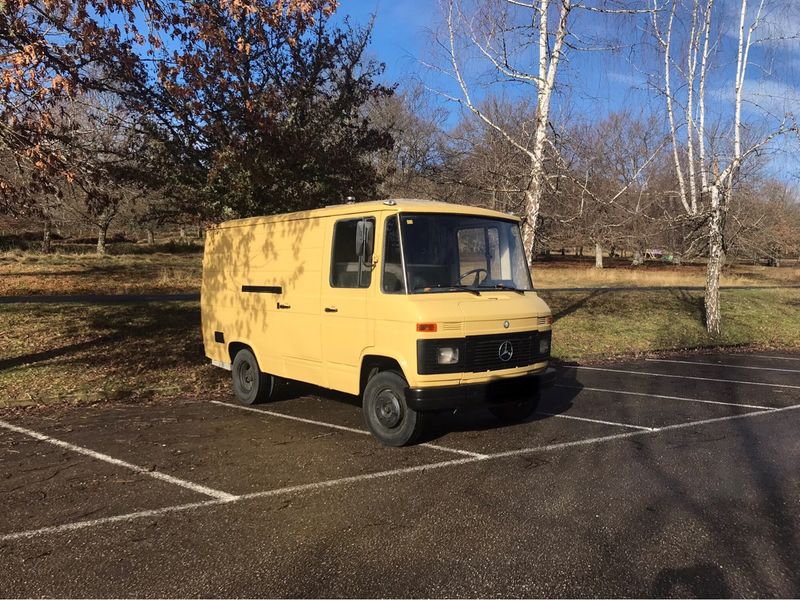 Mercedes-Benz 508D 1982