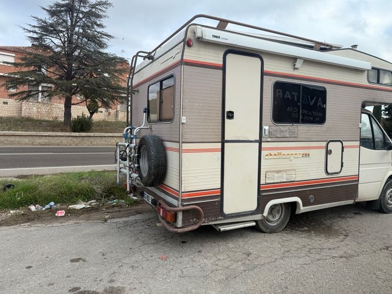 Ford Transit challenger A 1987