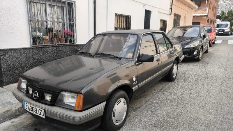 Opel Ascona 1984